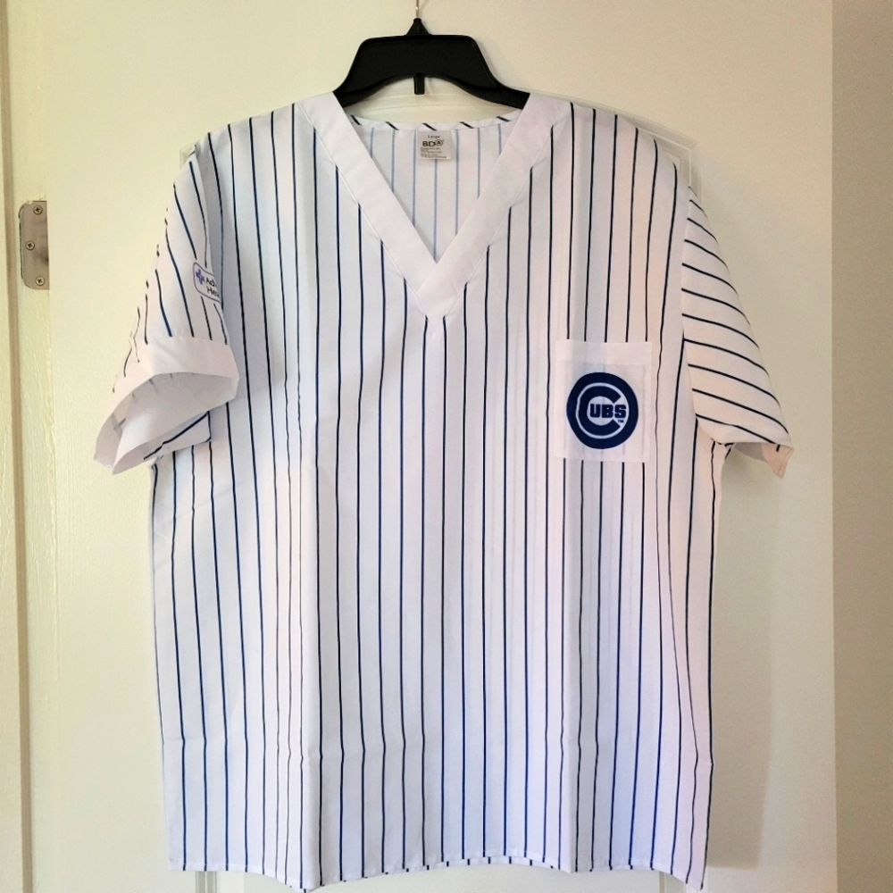 Cubs Scrub Top